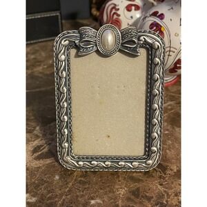 Vintage Enesco Silver Tone Bow Faux Pearl Small Picture Frame 1989 M.R.F. 89